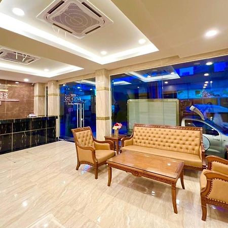 The Lodge Pattaya Esterno foto